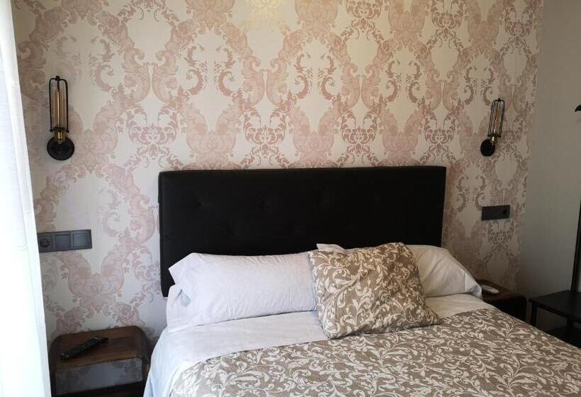 غرفة ديلوكس مطلة على المدينة, Hostal Juan Bravo