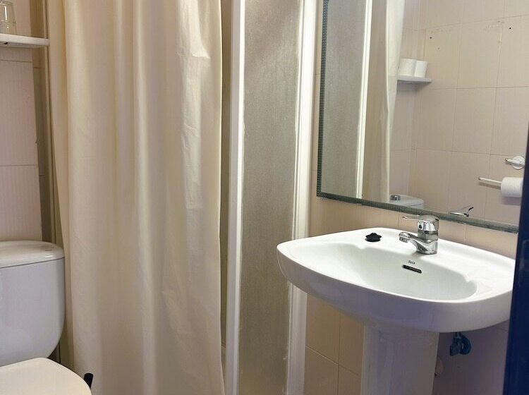 غرفة قياسية, Barraca Suites