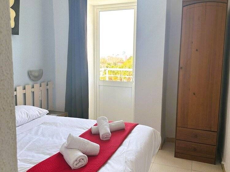 غرفة قياسية, Barraca Suites