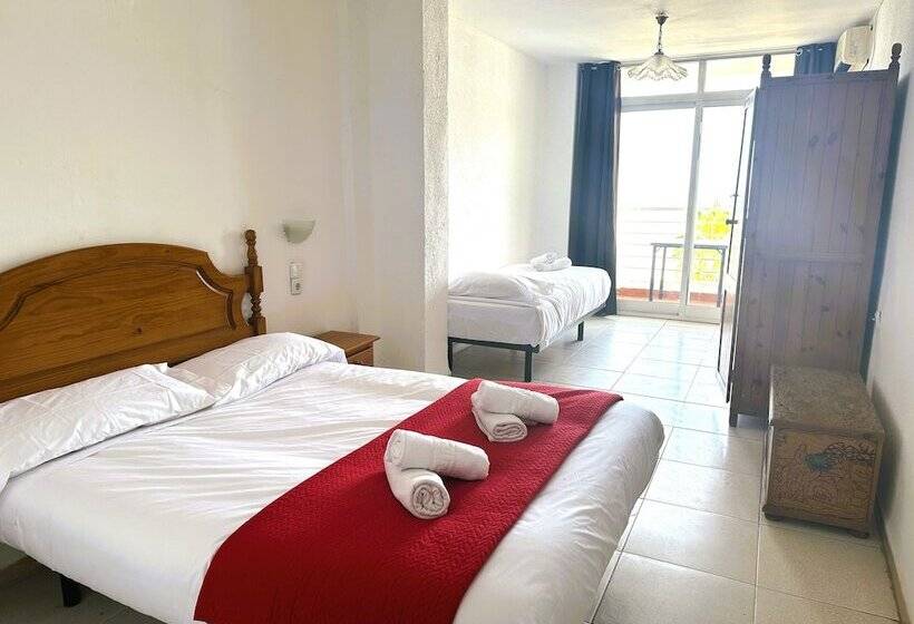 غرفة قياسية مطلّة علي البحر, Barraca Suites