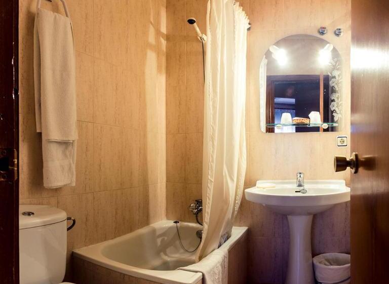 Habitación Estándar Individual, Hostal Romi
