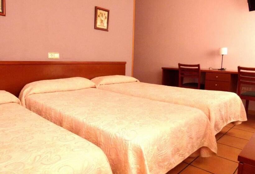 חדר סטנדרט לשלושה, Hostal San Andrés