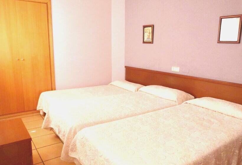 חדר סטנדרט לשלושה, Hostal San Andrés