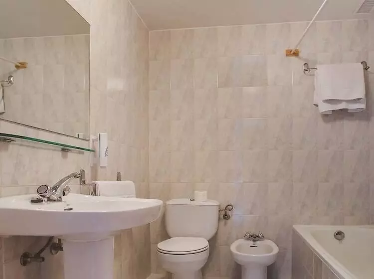 Standaard Driepersoonskamer, Hostal La Posada