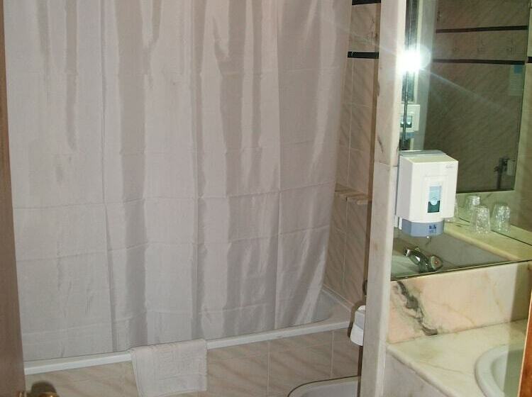 스탠다드 룸, Nautilus