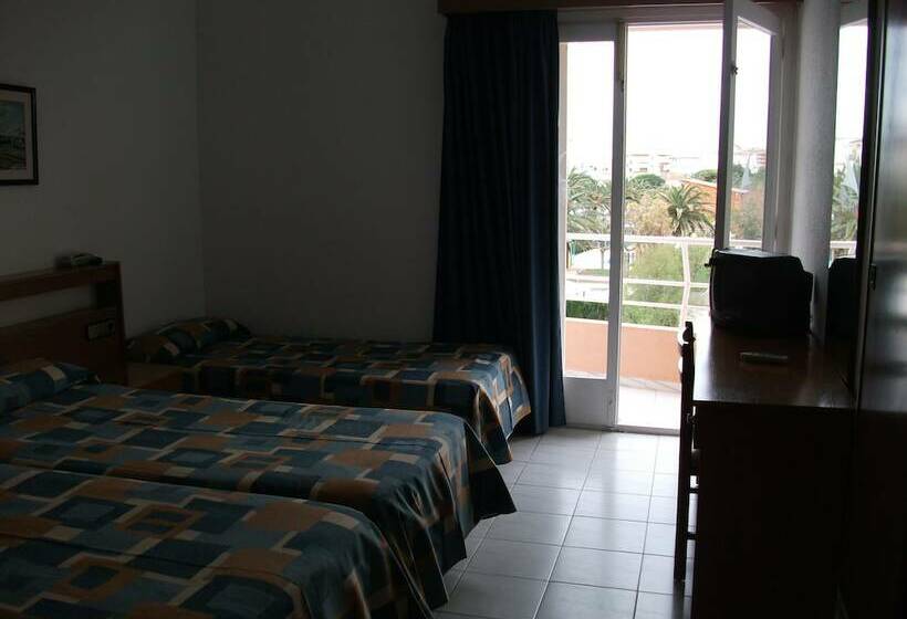 스탠다드 트리플 룸, Nautilus