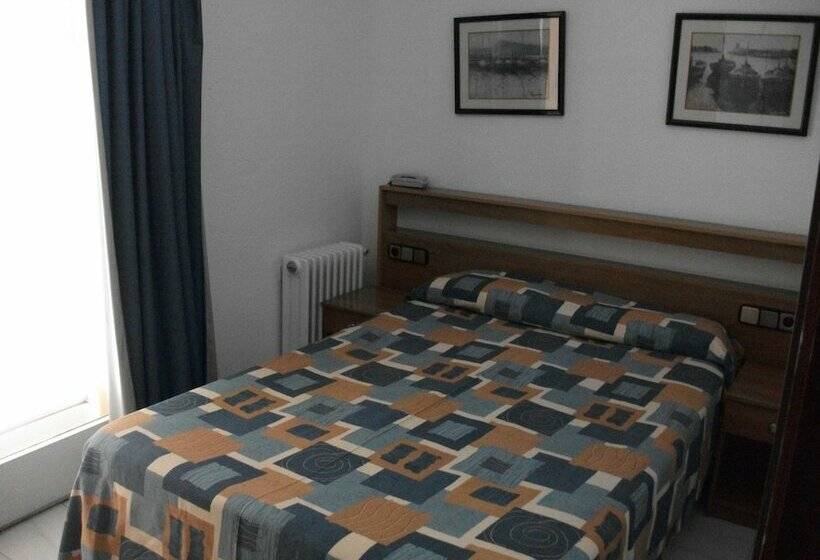 스탠다드 트리플 룸, Nautilus