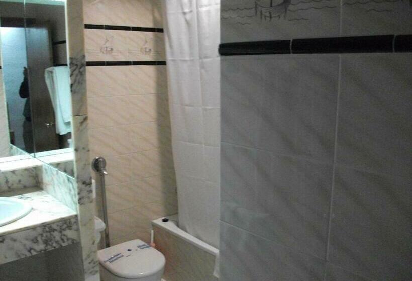 4인용 스탠다드 룸, Nautilus