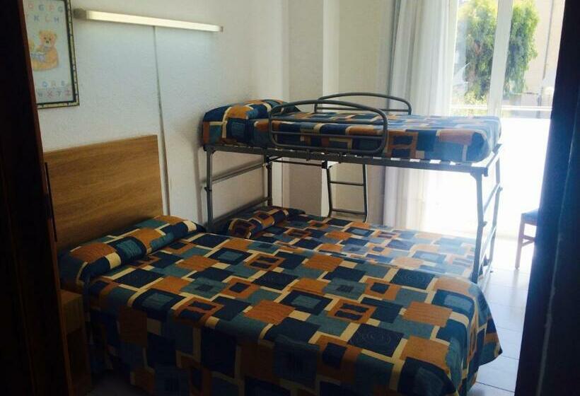 패밀리 룸 공용 욕실, Nautilus