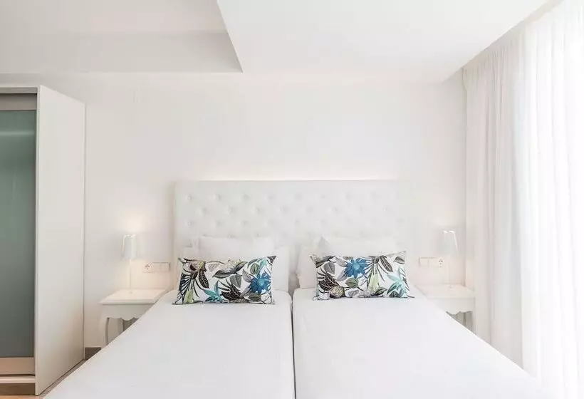 اتاق استاندارد با چشم‌انداز دریا, Planamar By Escampa Hotels