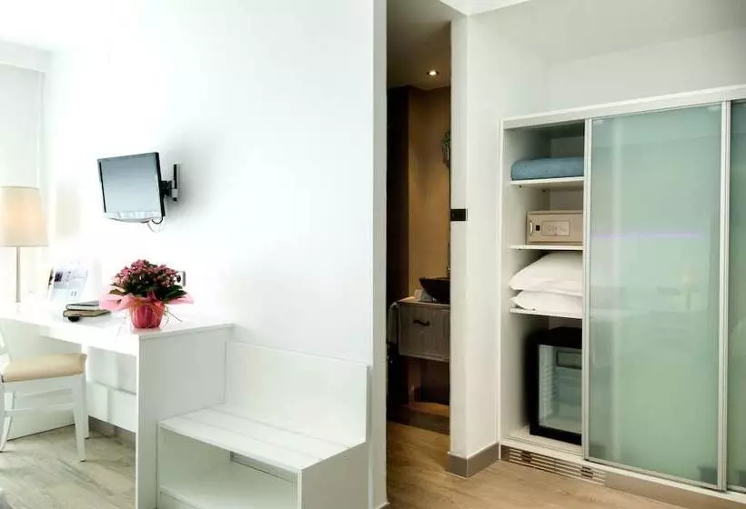اتاق استاندارد با چشم‌انداز دریا, Planamar By Escampa Hotels