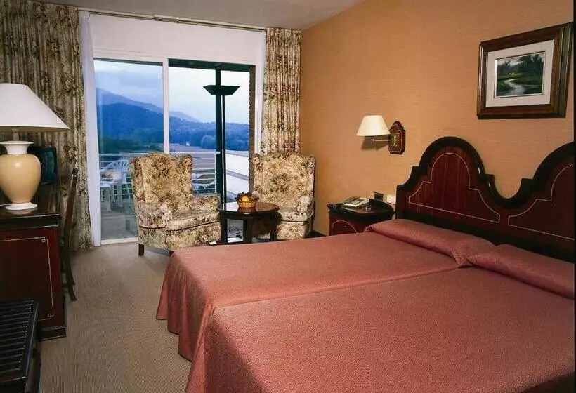 Habitació Estàndard, Riu Fluviá