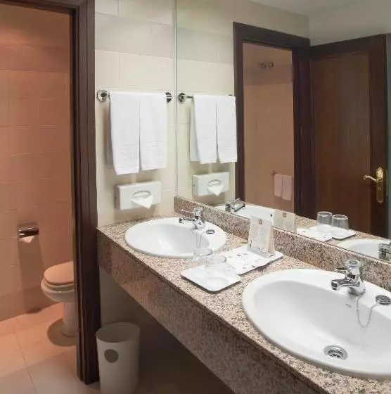 Habitació Superior, Riu Fluviá