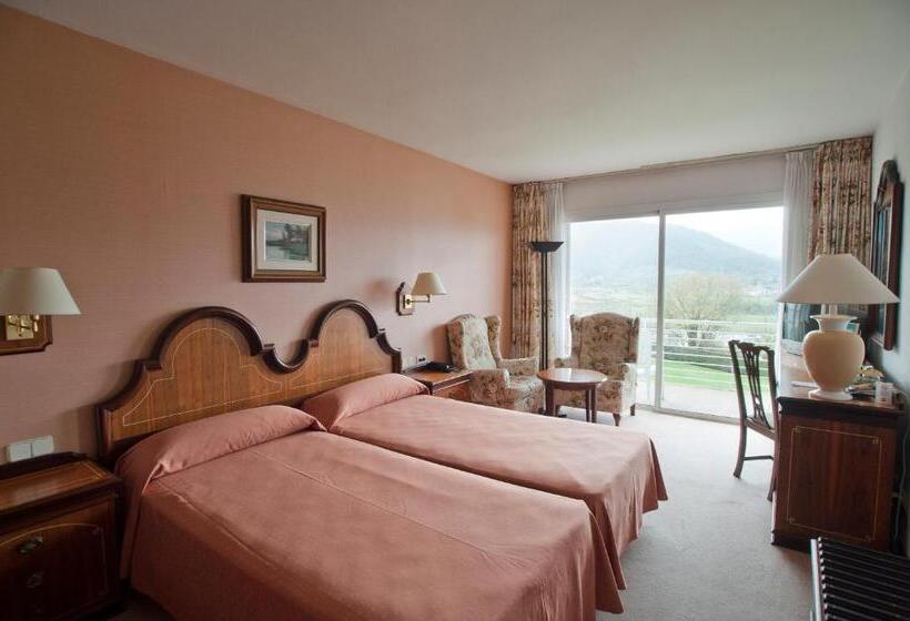 四人标准间, Riu Fluviá