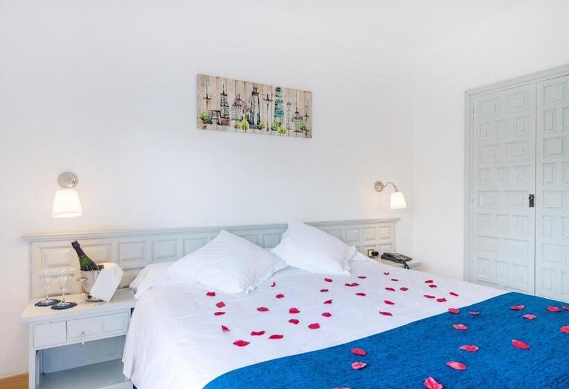 Camera Standard, Els Caçadors De Maçanet