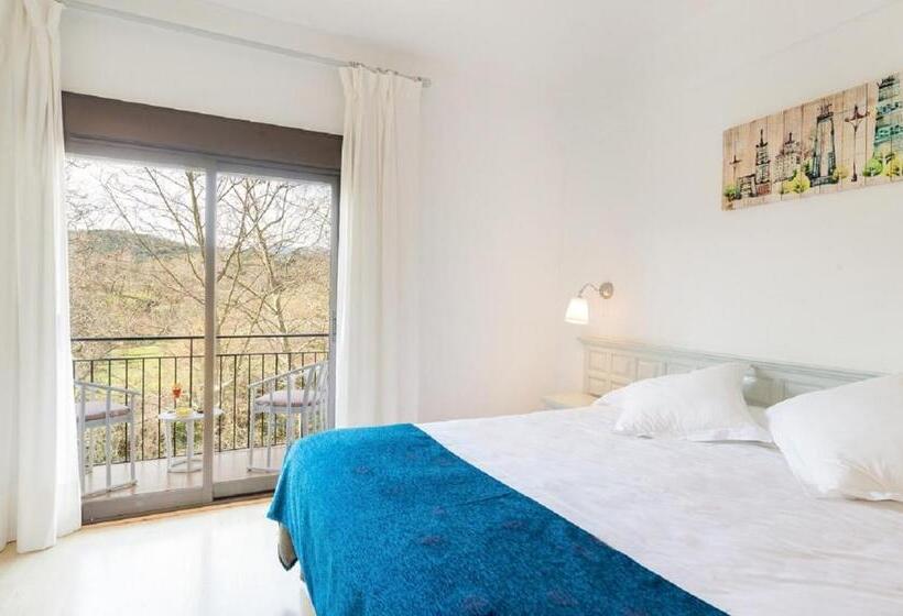 Camera Standard, Els Caçadors De Maçanet