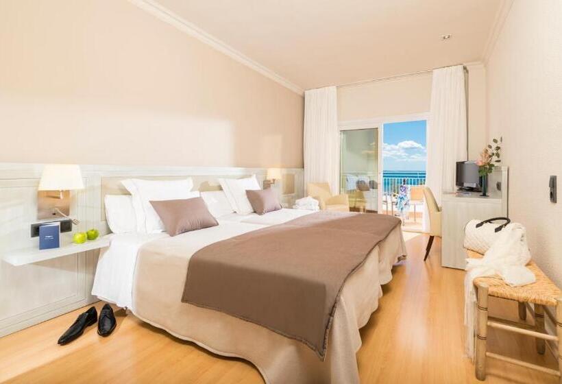 غرفة سوبيريور مطلّة علي البحر, & Spa Terraza 4 Sup