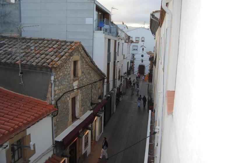 غرفة قياسية رباعية, Victoria