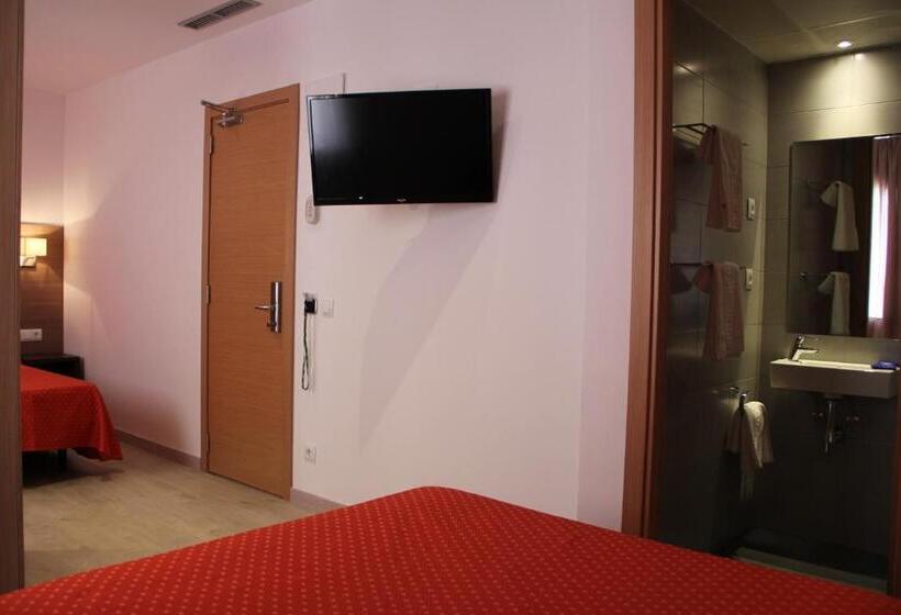 غرفة قياسية رباعية, Victoria