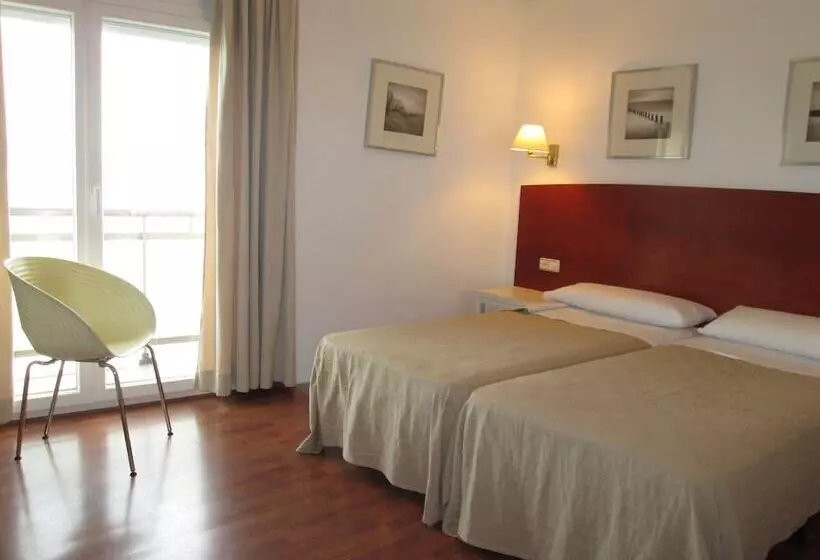 Chambre Standard, Vila De Premiá