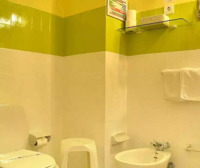 Camera Standard, Hostal Altamar