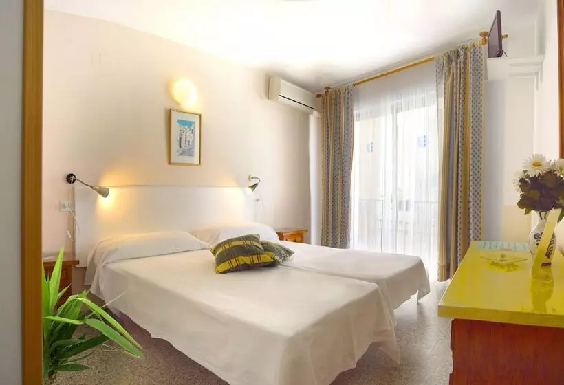 Camera Standard, Hostal Altamar