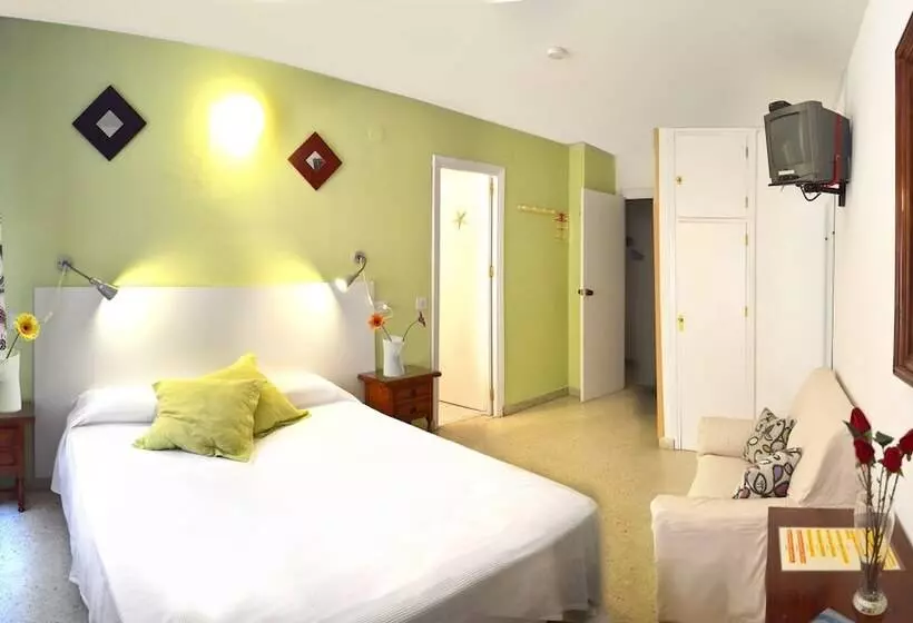 Camera Standard, Hostal Altamar