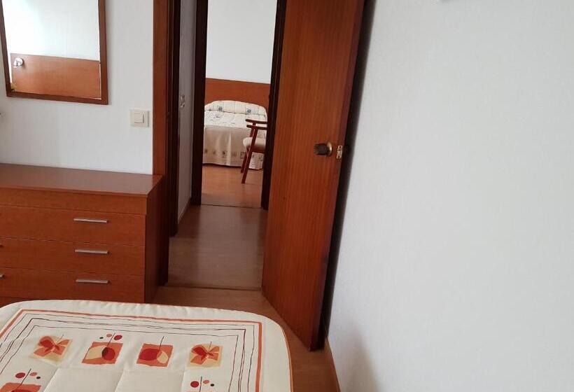 Habitación Cuádruple Clásica, A Roda