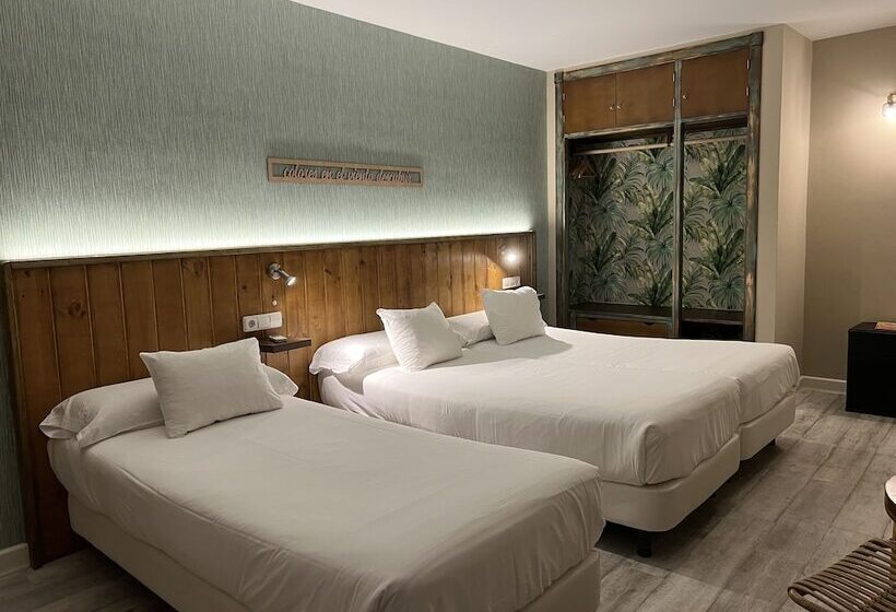 标准三人间, Alameda Hostal Boutique