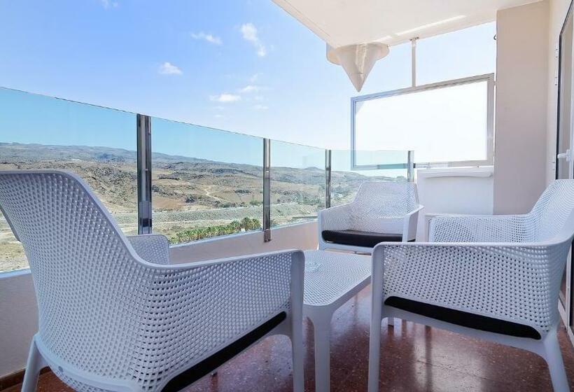 标准间, Bull Escorial & Spa