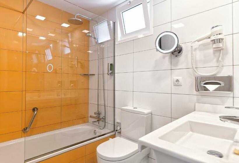 标准间, Bull Escorial & Spa