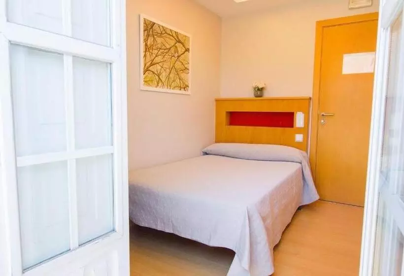 اتاق استاندارد یک نفره, Casa Celsa Barbantes