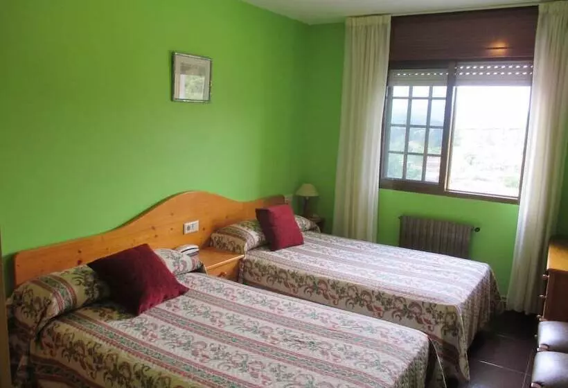 Cameră Standard, Chola