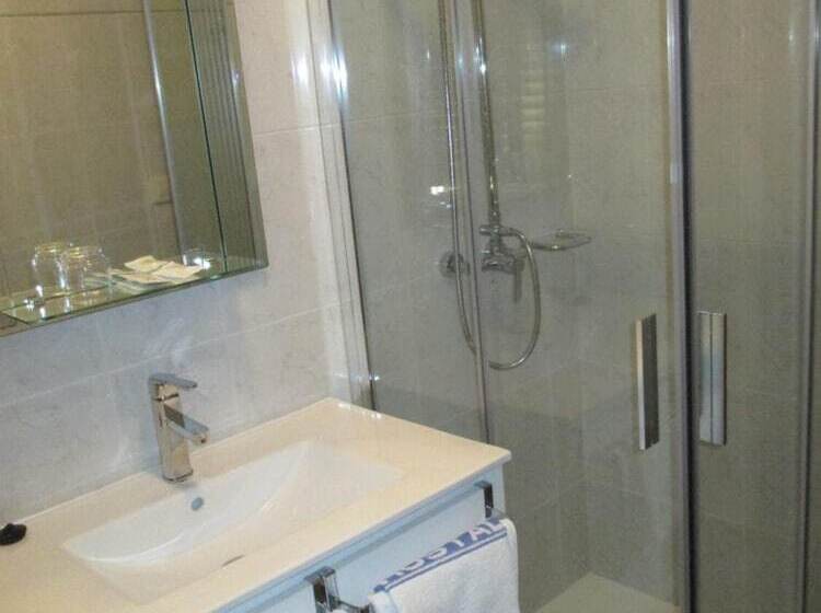 スタンダードルーム, Chola