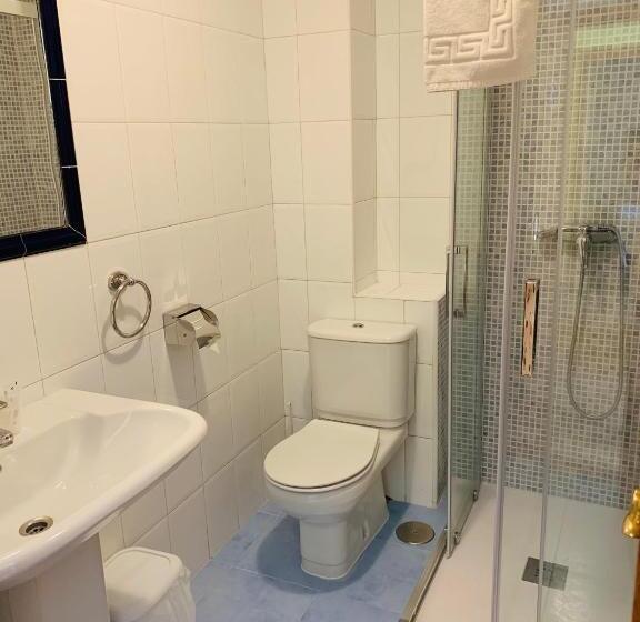 اتاق استاندارد, Hostal La Serna