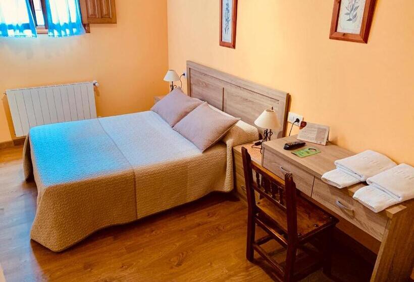 اتاق استاندارد, Hostal La Serna