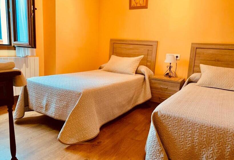 اتاق استاندارد, Hostal La Serna