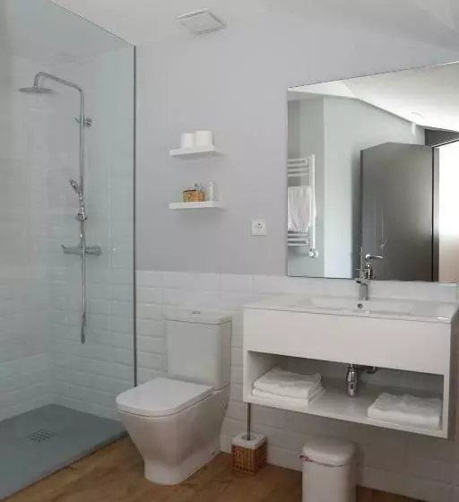 اتاق استاندارد, Hostal O Cruceiro