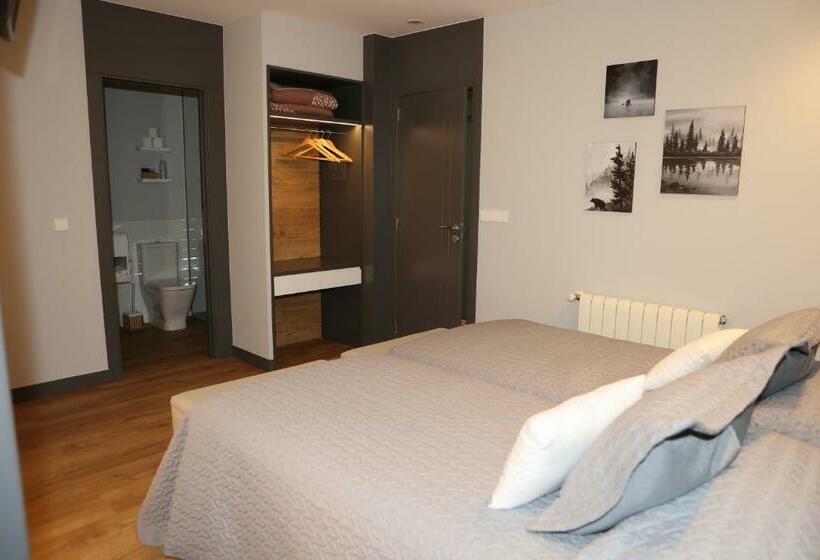 Номер Стандарт, Hostal O Cruceiro