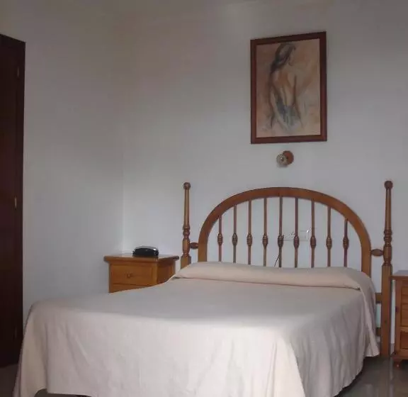 スタンダードルーム, Hostal Toscano