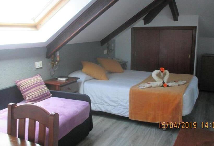 Economy Triple Room, Playa Samil Vigo