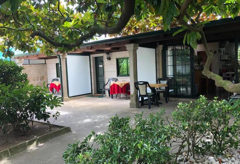 Jakuzili Standart Oda, Playa Samil Vigo