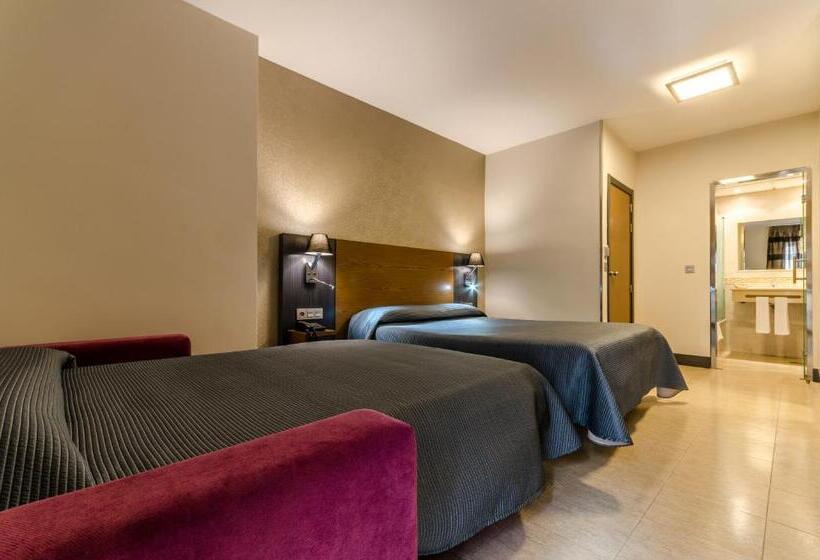 スタンダードトリプルルーム, Regio Cadiz