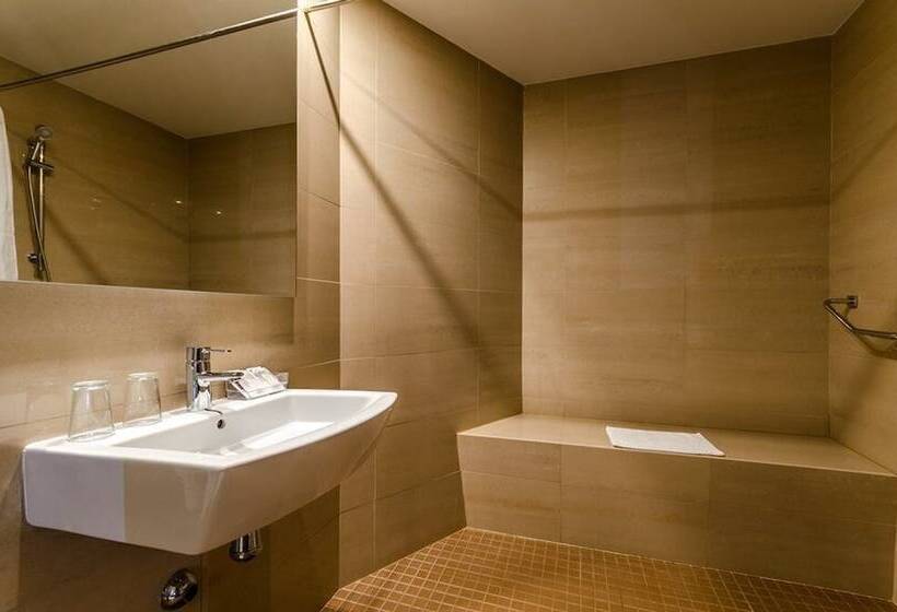 Quarto standard, Regio Cadiz