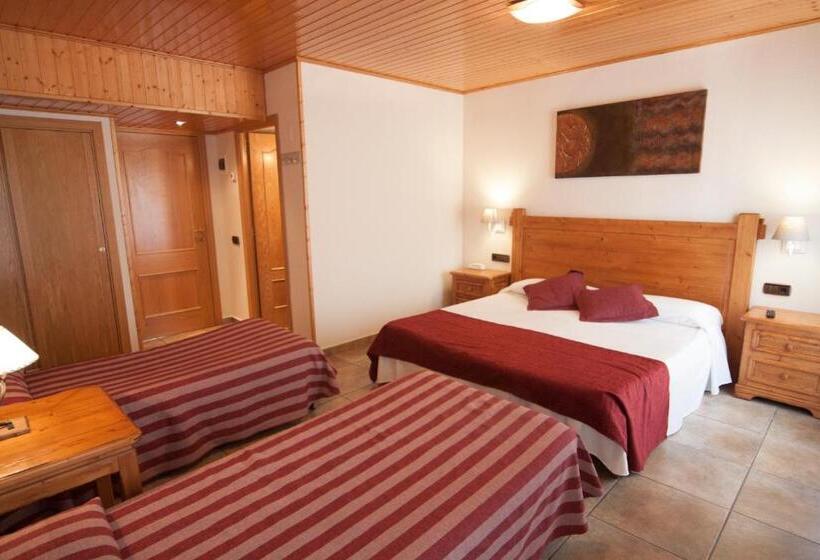 Standard Quadruple Room, Sant Roc