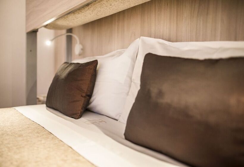 スタンダードトリプルルーム, La Trobada Hotel Boutique