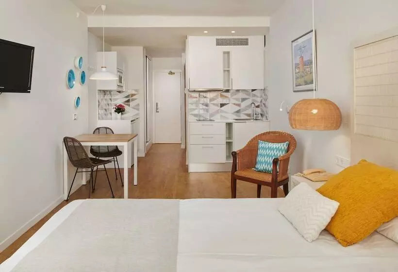 استودیو ساده, Apartamentos Cala Santanyi