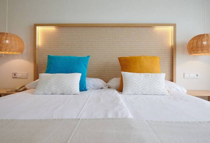 스탠다드 발코니 스튜디오, Apartamentos Cala Santanyi