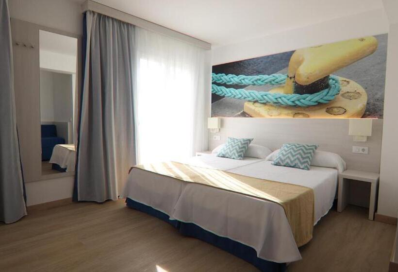 اتاق استاندارد با بالکن, Hostal Cala Ratjada