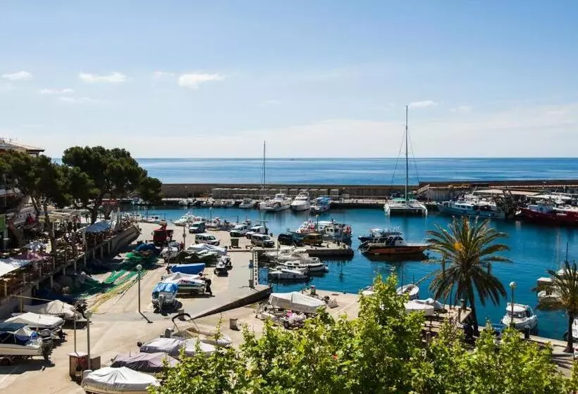 اتاق استاندارد با بالکن و چشم‌انداز دریا, Hostal Cala Ratjada